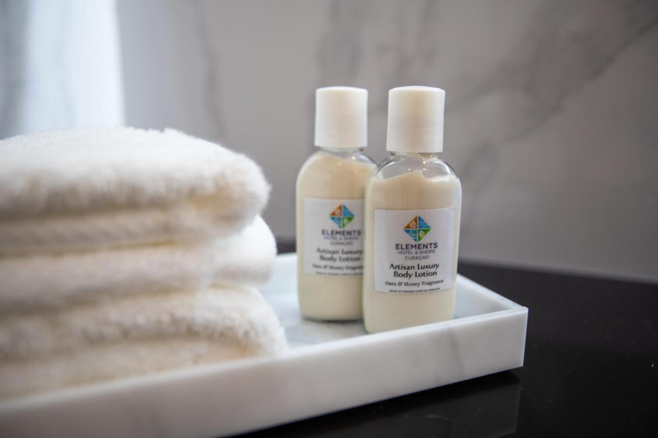 Elements Hotel & Shops Curacao 빌렘스타트 외부 사진