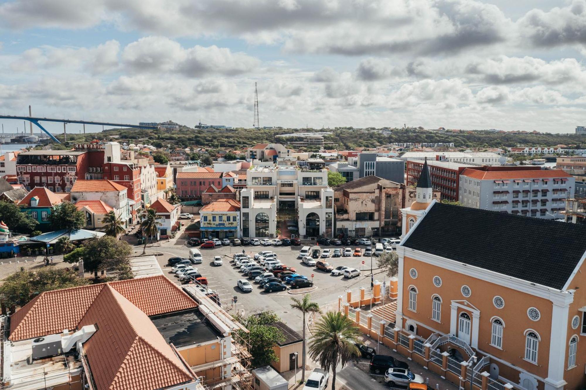 Elements Hotel & Shops Curacao 빌렘스타트 외부 사진